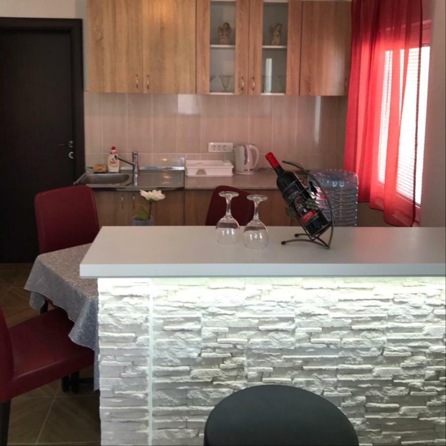 Апартаменты Apartman Djordje 1 Будва Экстерьер фото